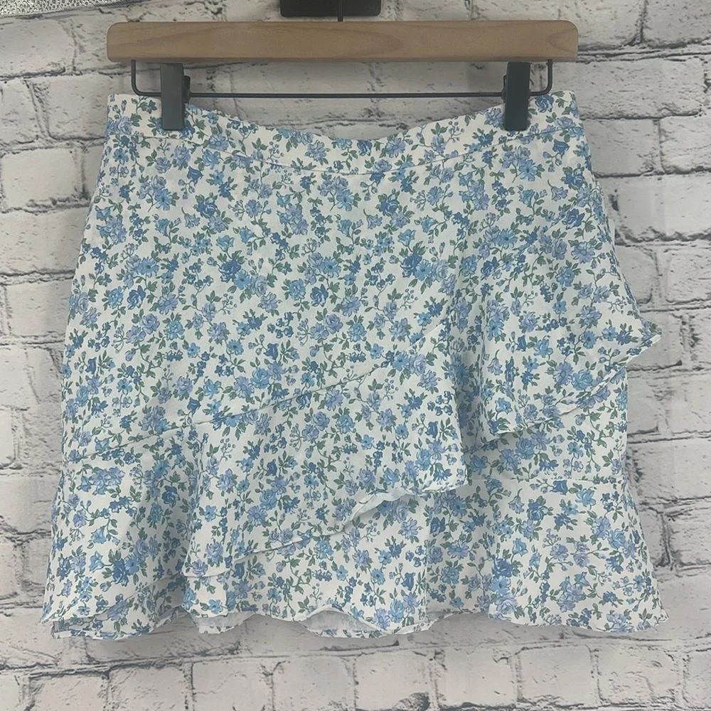 ORIGINALITY Blue Floral Asymmetrical Ruffles Lined Mini Skirt LARGE White/Blue